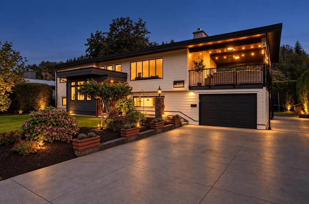 10165 BRENTWOOD DRIVE, Chilliwack, BC — Residential for Sale - Main Photo