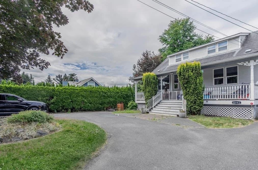 10193 WILLIAMS ROAD, Chilliwack, BC — Residential for Sale - Photo 2