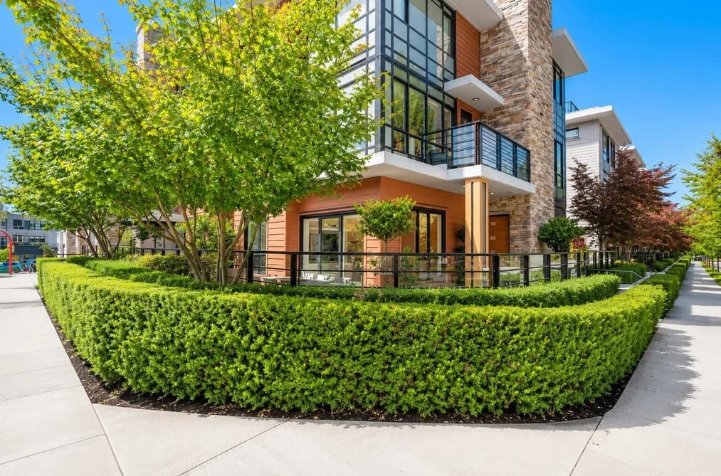 102 1055 RIDGEWOOD DRIVE, North Vancouver, BC — Residential for Sale - Photo 2