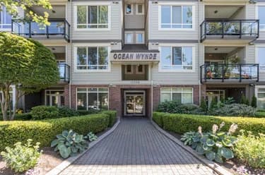 Condo for sale at 102 15368 17a Avenue Surrey British Columbia - MLS: R3146341
