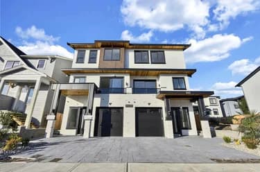 Half Duplex for sale at 102 16633 18a Avenue Surrey British Columbia - MLS: R3126046
