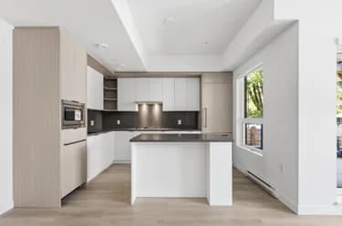 Condo for sale at 102 2268 E Broadway Vancouver British Columbia - MLS: R3135851
