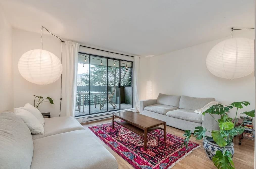 102 2458 YORK AVENUE, Vancouver, BC — Residential for Sale - Photo 2