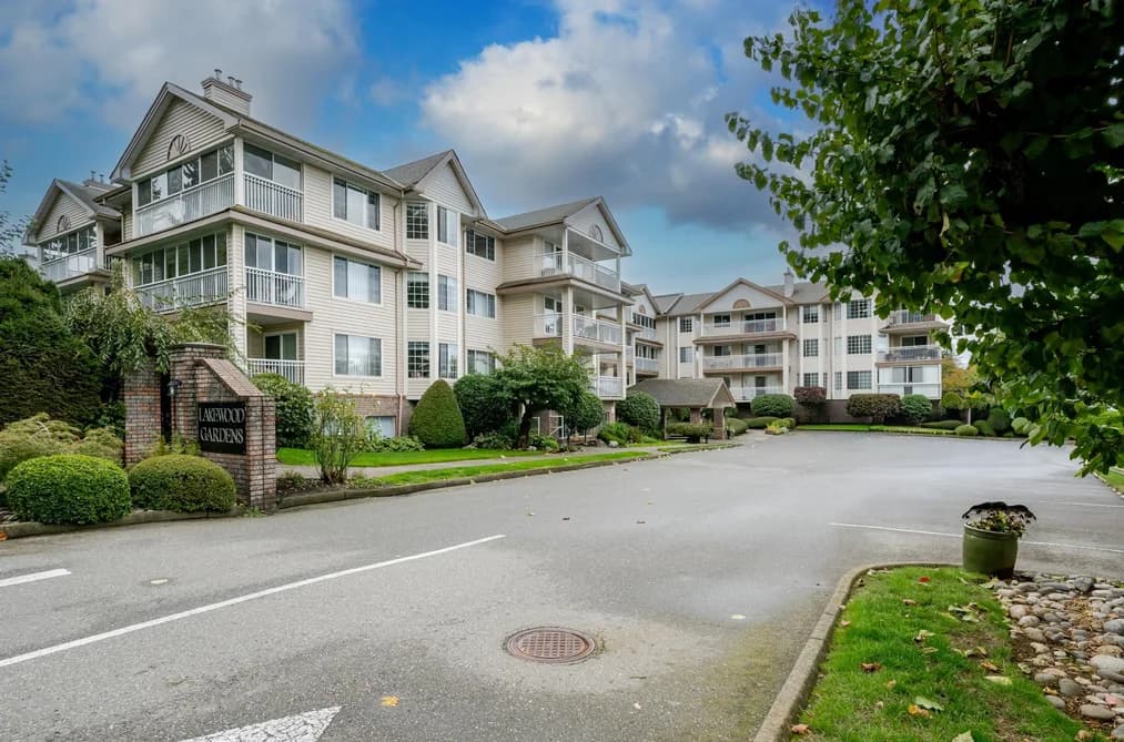 102 2491 GLADWIN ROAD, Abbotsford, BC — Residential for Sale - Main Photo