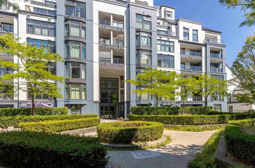 102 2528 E BROADWAY, Vancouver, BC — Residential for Sale - Main Photo