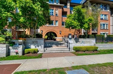 Condo for sale at 102 3097 Lincoln Avenue Coquitlam British Columbia - MLS: R3155306