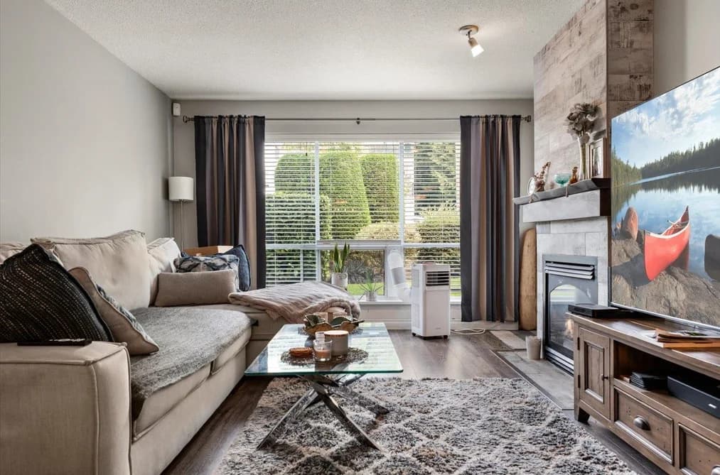 102 33280 E BOURQUIN CRESCENT, Abbotsford, BC — Residential for Sale - Main Photo
