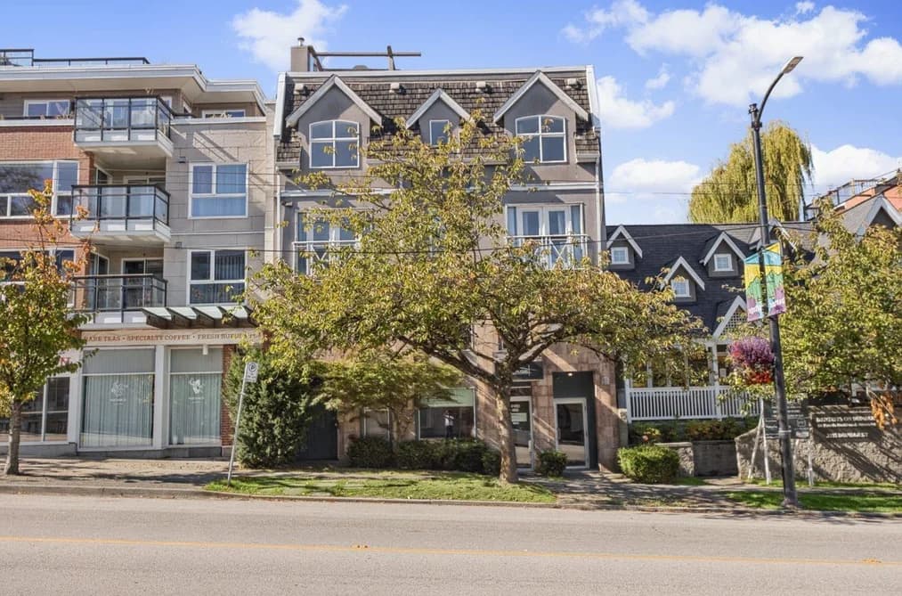 102 3349 DUNBAR STREET, Vancouver, BC — Residential for Sale - Photo 2