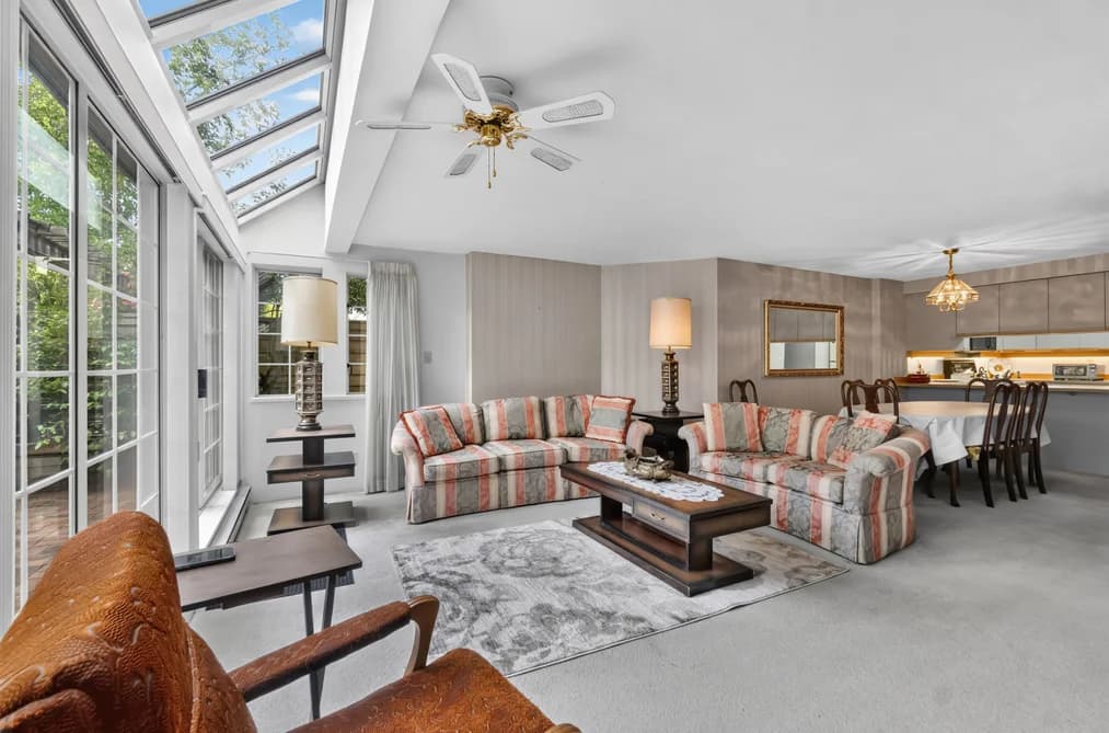 102 3441 CURLE AVENUE, Burnaby, BC — Residential for Sale - Main Photo