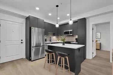 Condo for sale at 102 3480 146a Street Surrey British Columbia - MLS: R3139390