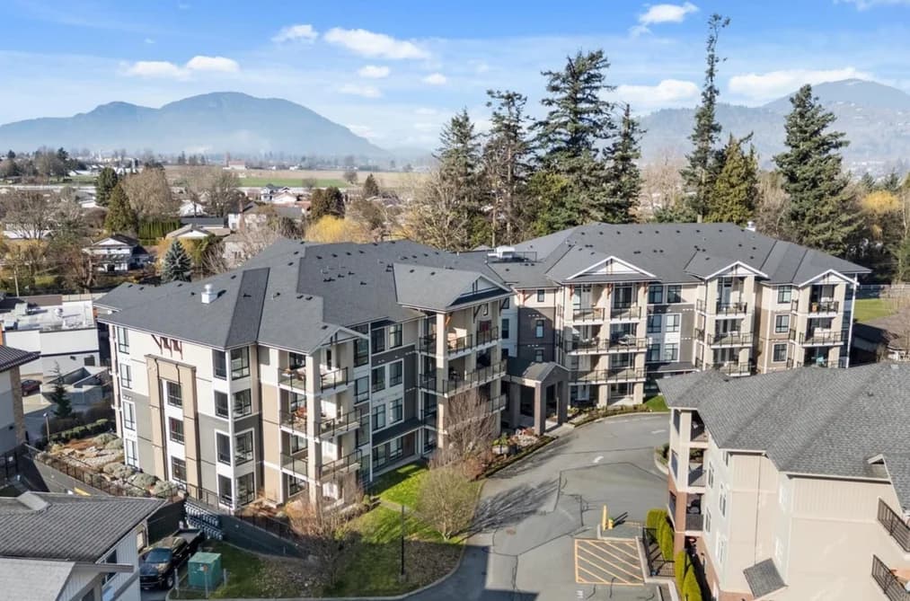 102 45761 STEVENSON ROAD, Sardis, BC — Residential for Sale - Photo 2