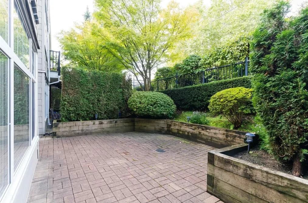 102 7038 21ST AVENUE, Burnaby, BC — Residential for Sale - Photo 2