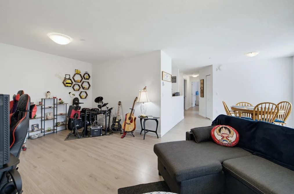 102 7265 HAIG STREET, Mission, BC — Residential for Sale - Main Photo