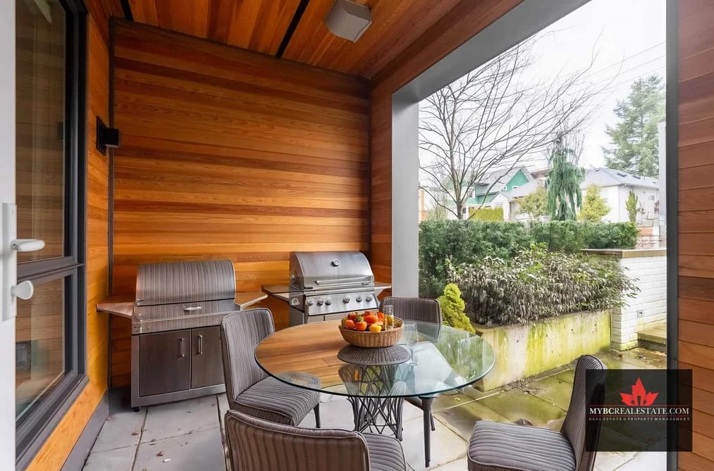 102 747 E 3RD STREET, North Vancouver, BC — Residential for Sale - Main Photo