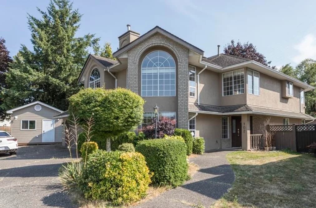102 VISCOUNT PLACE, New Westminster, BC — Residential for Sale - Main Photo