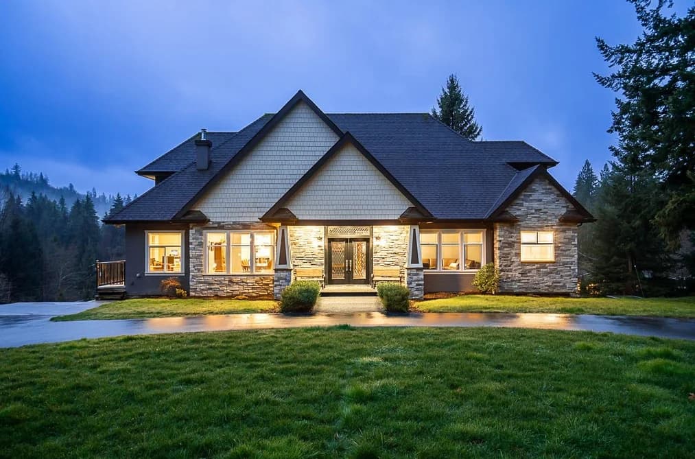 10228 STAVE LAKE ROAD, Mission, BC — Residential for Sale - Main Photo