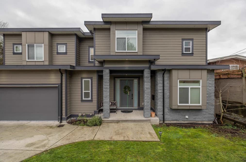 1025 RANCH PARK WAY, Coquitlam, BC — Residential for Sale - Photo 2