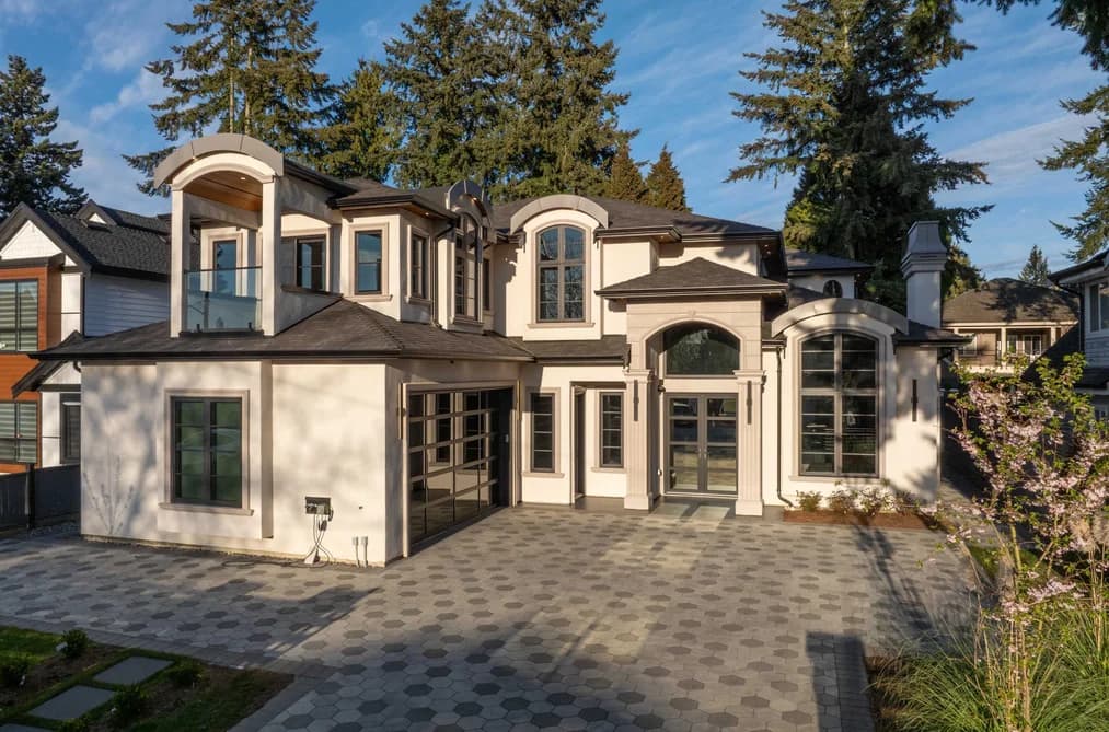 10258 128A STREET, Surrey, BC — Residential for Sale - Photo 2