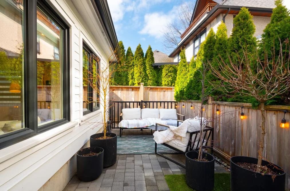 1026 E 13TH AVENUE, Vancouver, BC — Residential for Sale - Photo 2