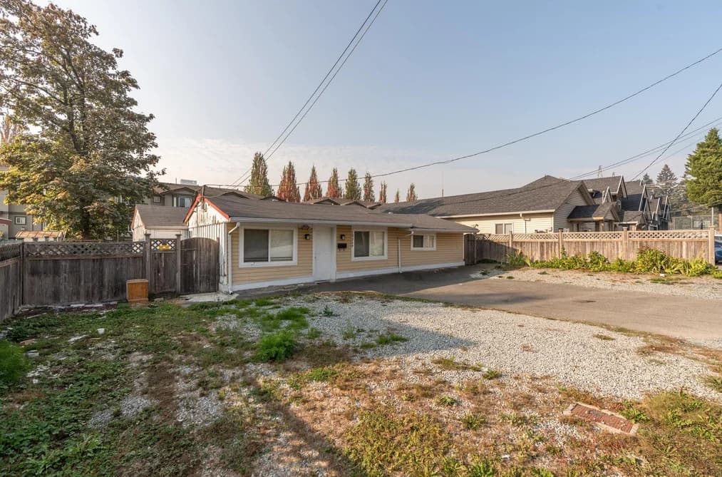 10269 139A STREET, Surrey, BC — Residential for Sale - Photo 2