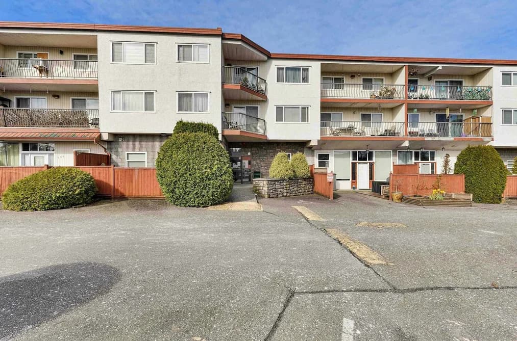 102B 3043 270 STREET, Langley, BC — Residential for Sale - Photo 2