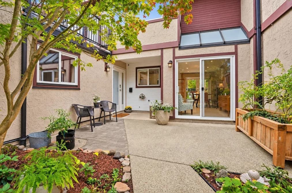 102E 3655 SHAUGHNESSY STREET, Port Coquitlam, BC — Residential for Sale - Photo 2