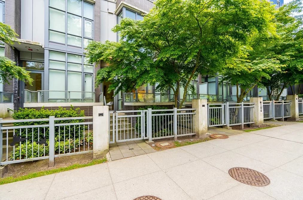 TH103 13438 CENTRAL AVENUE, Surrey, BC — Residential for Sale - Photo 2