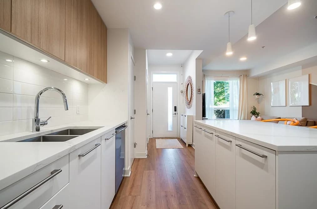 103 2035 GLENAIRE DRIVE, North Vancouver, BC — Residential for Sale - Main Photo