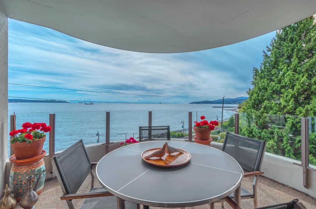 103 2280 BELLEVUE AVENUE, West Vancouver, BC — Residential for Sale - Main Photo