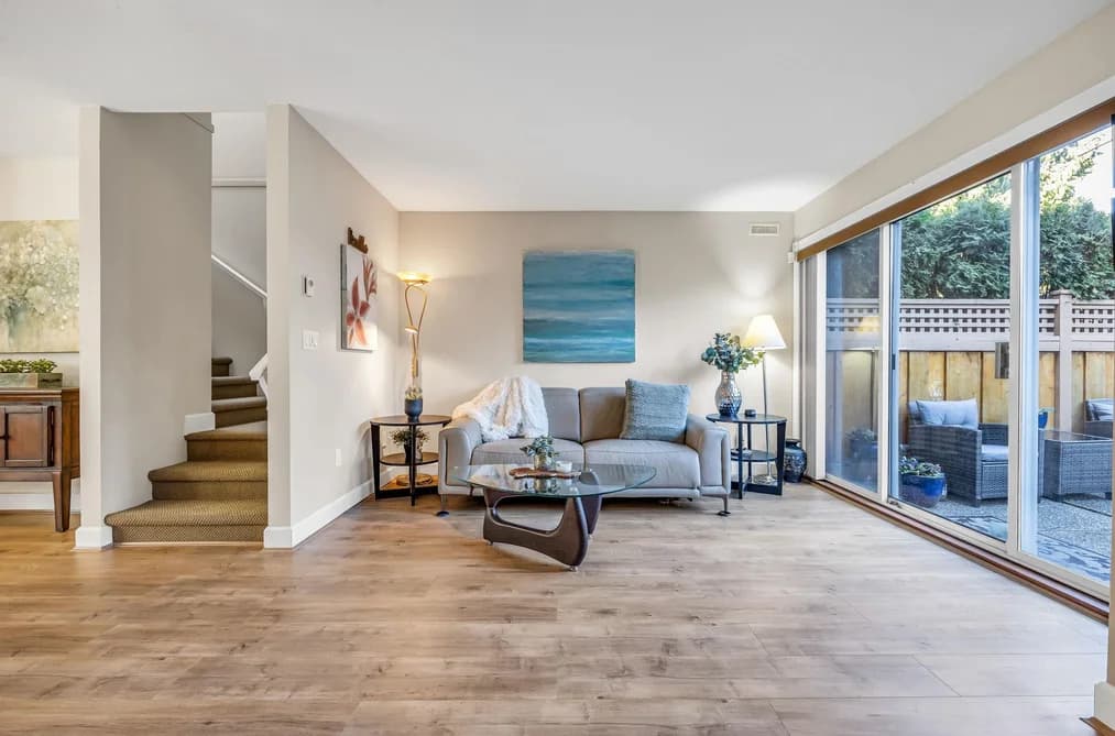 103 245 W 15TH STREET, North Vancouver, BC — Residential for Sale - Photo 2