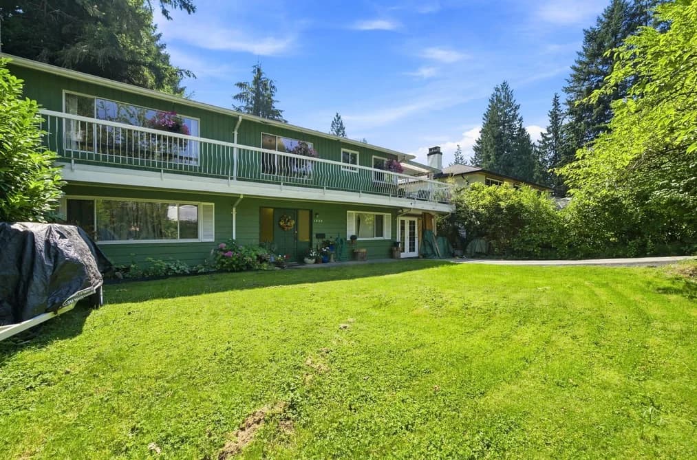 1033 CLEMENTS AVENUE, North Vancouver, BC — Residential for Sale - Main Photo