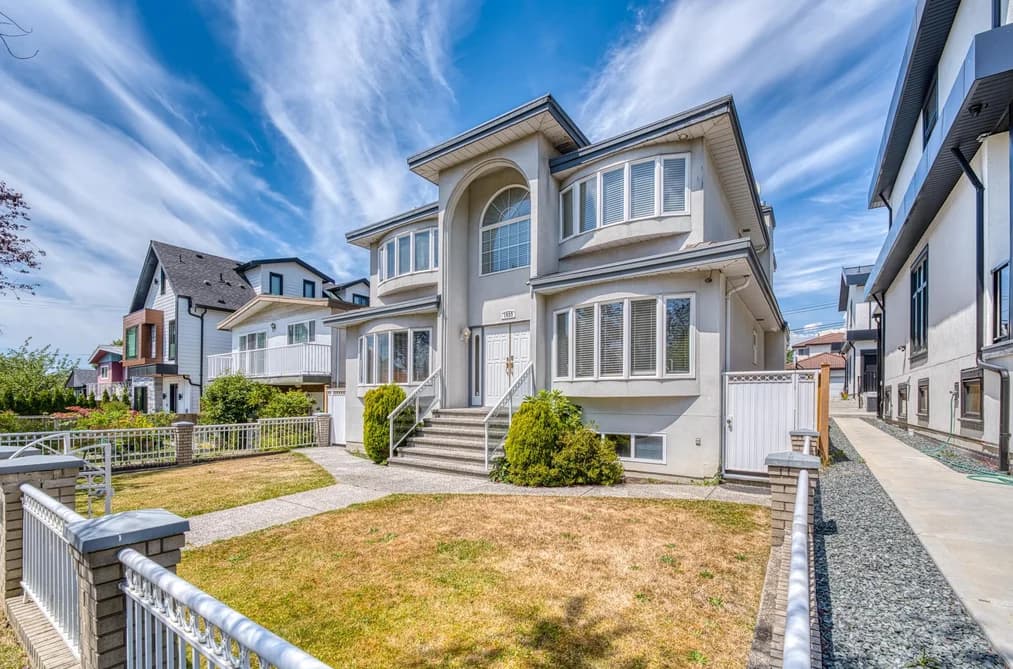 1033 E 39TH AVENUE, Vancouver, BC — Residential for Sale - Photo 2