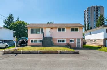 House for sale at 10335 149a Street Surrey British Columbia - MLS: R3144417