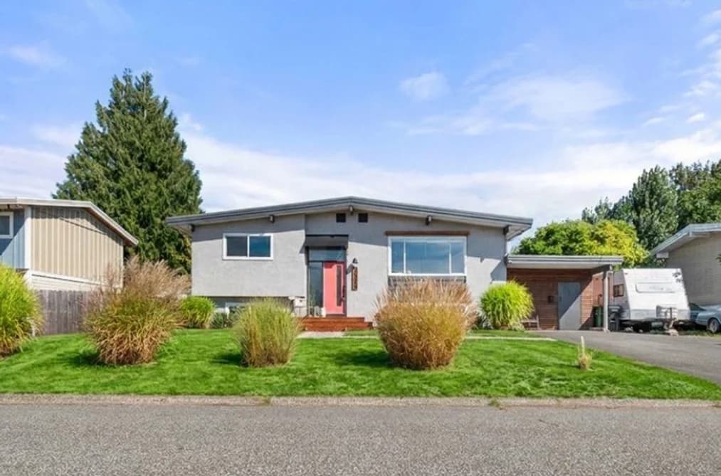 10336 GRANT STREET, Chilliwack, BC — Residential for Sale - Main Photo