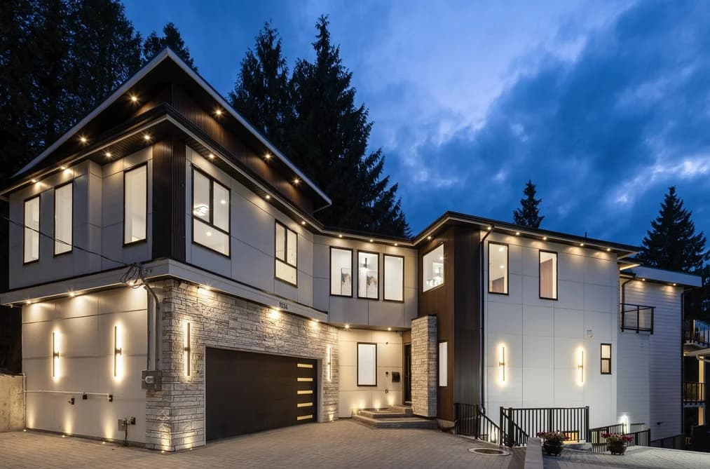 1034 GATENSBURY ROAD, Port Moody, BC — Residential for Sale - Photo 2