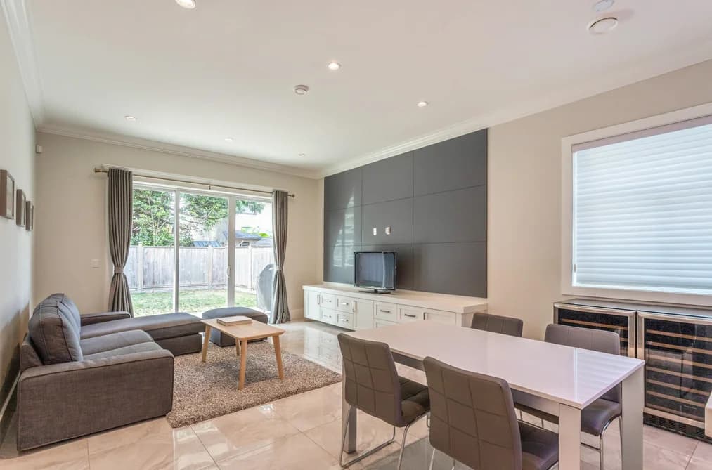 10340 ODLIN ROAD, Richmond, BC — Residential for Sale - Photo 2