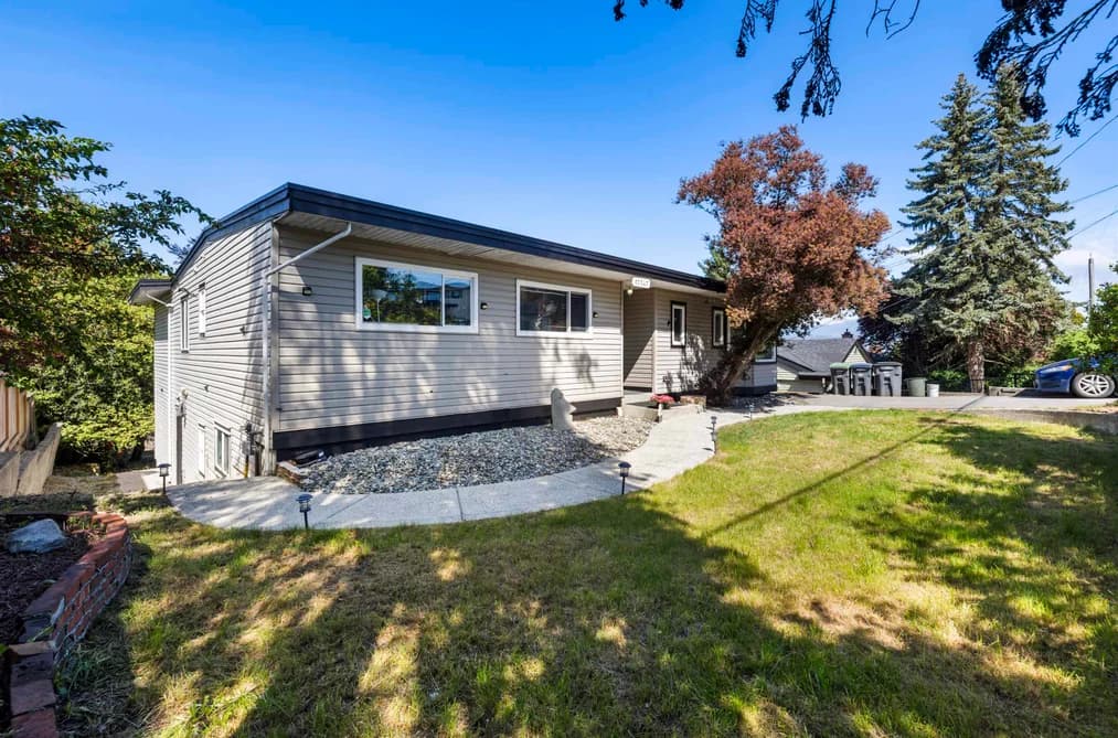 10347 125 STREET, Surrey, BC — Residential for Sale - Photo 2