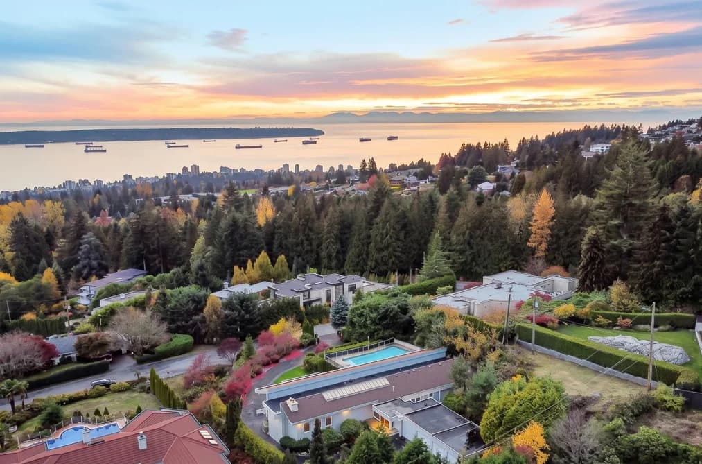 1035 KING GEORGES WAY, West Vancouver, BC — Residential for Sale - Main Photo