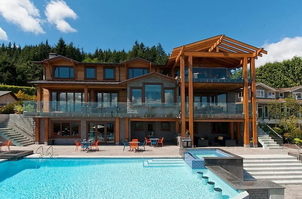 1037 MILLSTREAM ROAD, West Vancouver, BC — Residential for Sale - Photo 2
