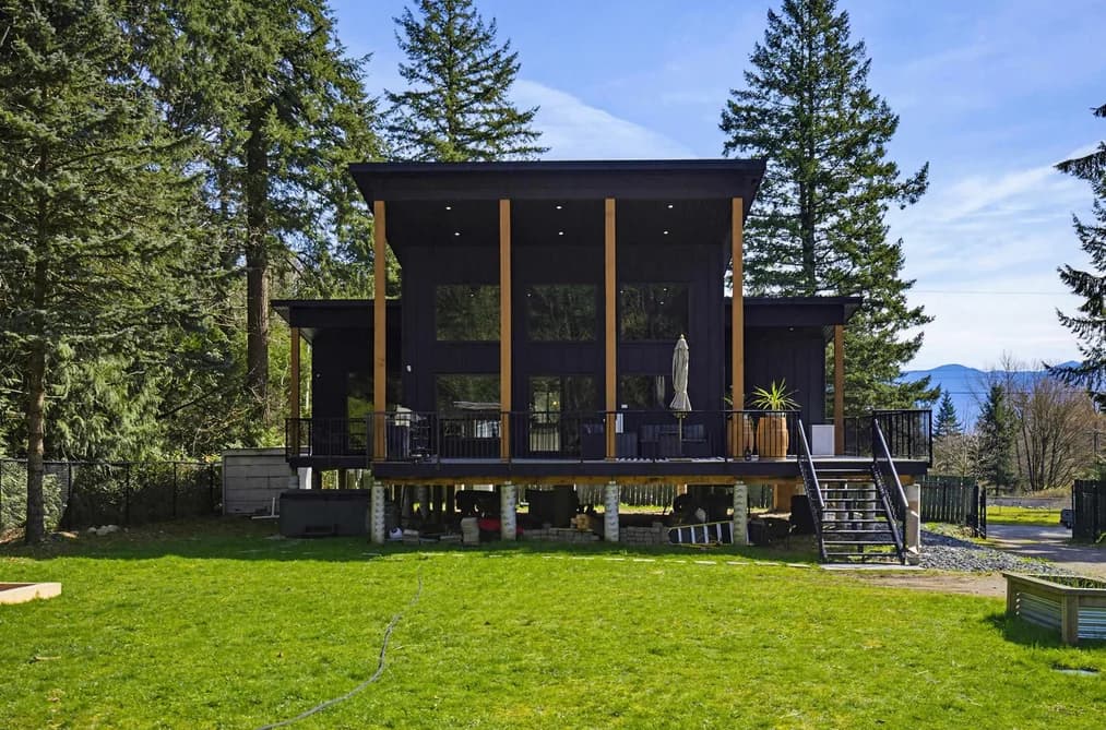 10377 NORTH DEROCHE ROAD, Mission, BC — Residential for Sale - Photo 2