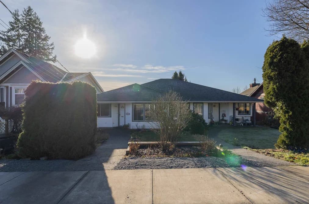 1038 WALLS AVENUE, Coquitlam, BC — Residential for Sale - Main Photo