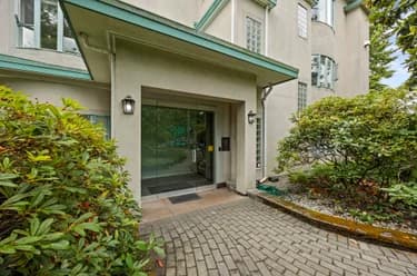 Condo for sale at 104 177 W 5th Street North Vancouver British Columbia - MLS: R3143403