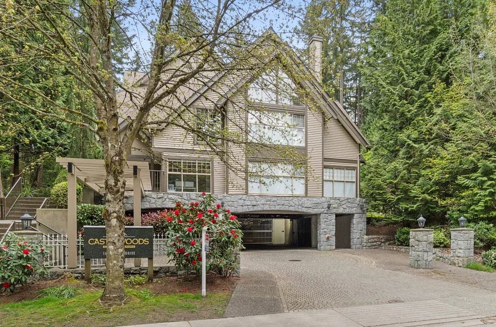 104 180 RAVINE DRIVE, Port Moody, BC — Residential for Sale - Photo 2