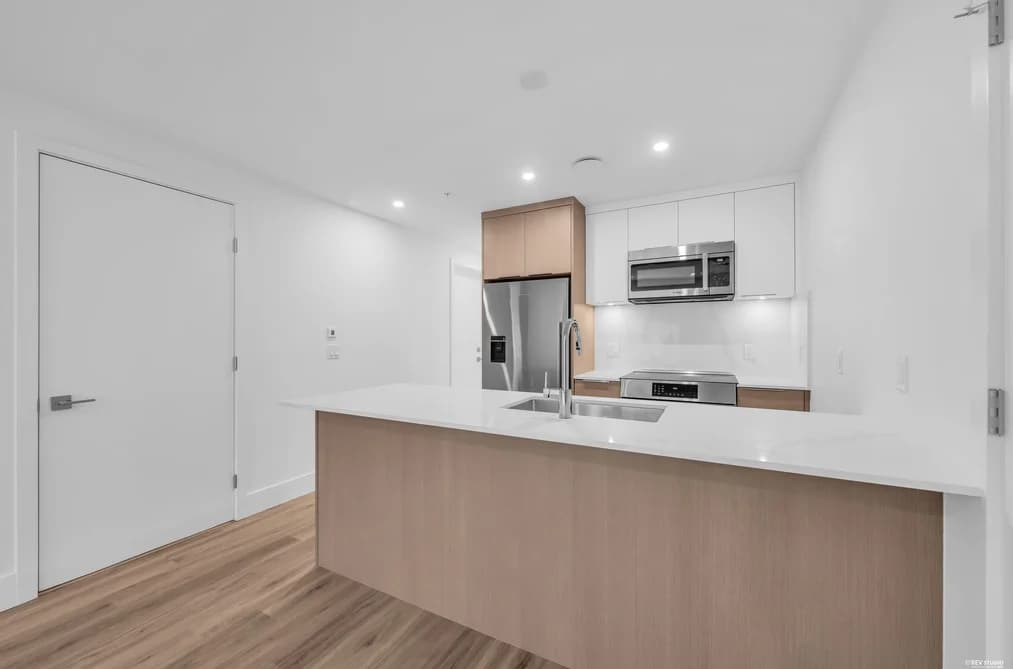 104 2250 E 1ST AVENUE, Vancouver, BC — Residential for Sale - Photo 2