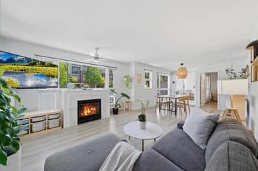 Condo for sale at 104 2339 Shaughnessy Street Port Coquitlam British Columbia - MLS: R3121881