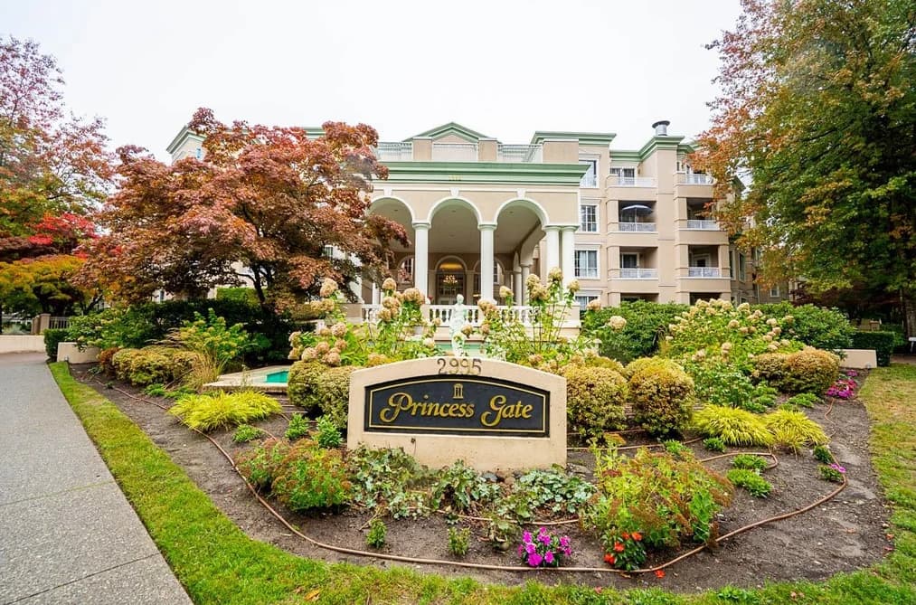 104 2995 PRINCESS CRESCENT, Coquitlam, BC — Residential for Sale - Photo 2