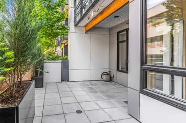 Condo for sale at 104 3018 St. George Street Port Moody British Columbia - MLS: R3149264