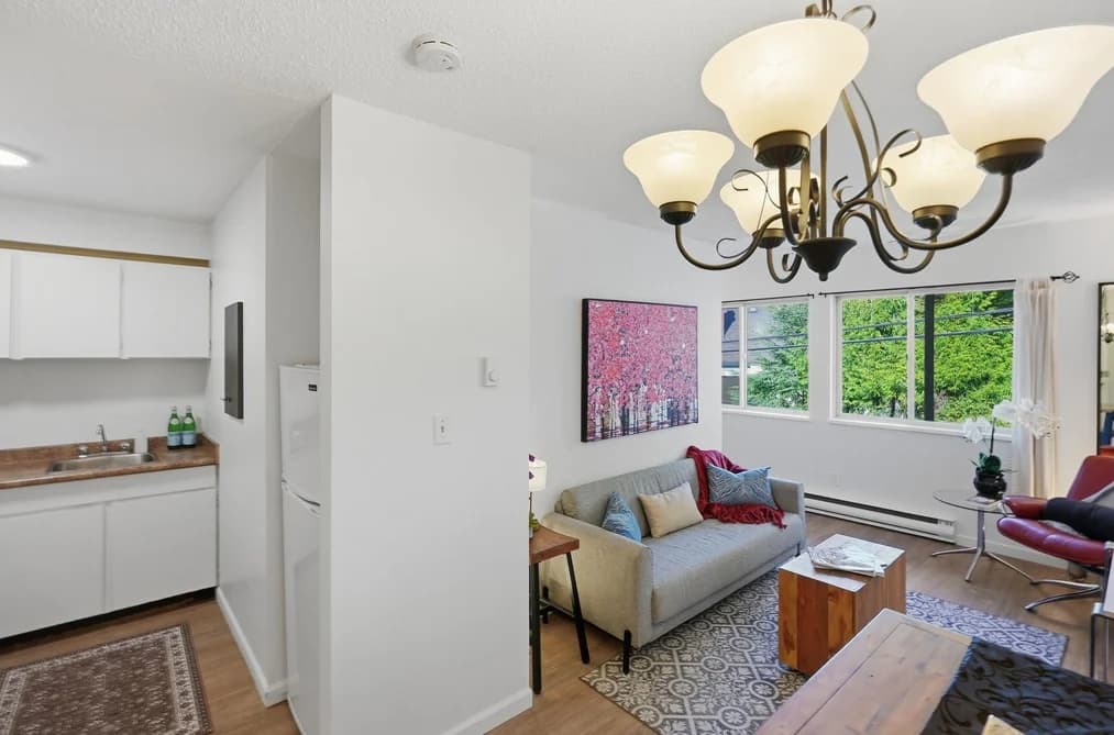104 3465 GLEN DRIVE, Vancouver, BC — Residential for Sale - Photo 2