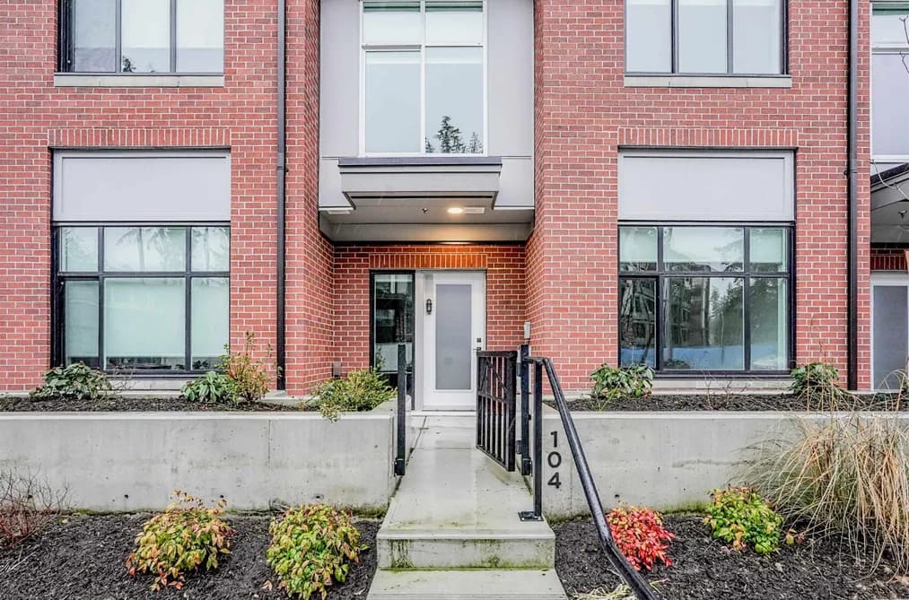 Townhouse for sale at 104 3528 146a Street White Rock British Columbia - MLS: R3132600