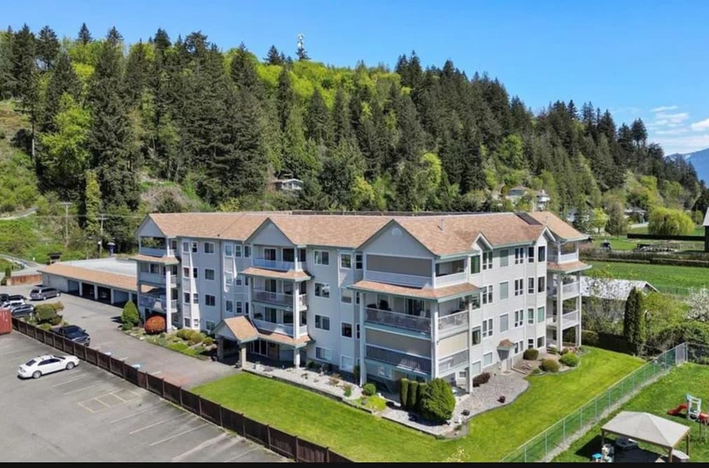 104 46966 YALE ROAD, Chilliwack, BC — Residential for Sale - Main Photo